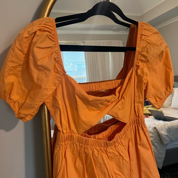 LE LIS DRESS - Picture 2 of 3